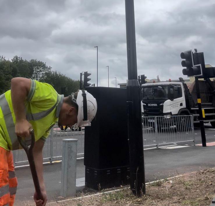 Kai Ginifer at work on the Dudley Road